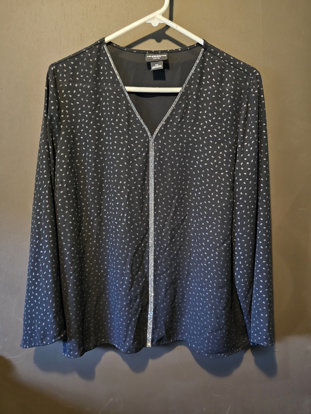Liz Claiborne Black V-Neck Long-Sleeve Blouse with Silver Dot Print